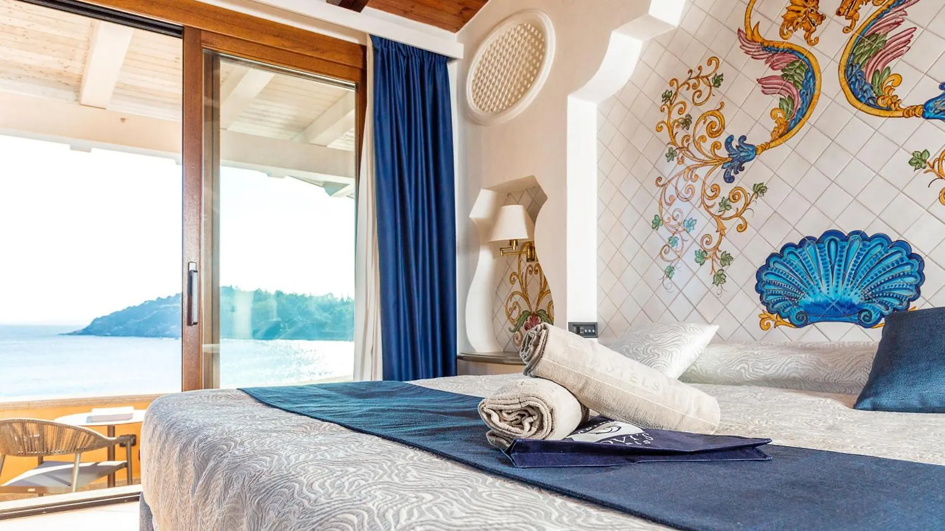 Hotel La Bitta - Bovis Hotels Арбатакс